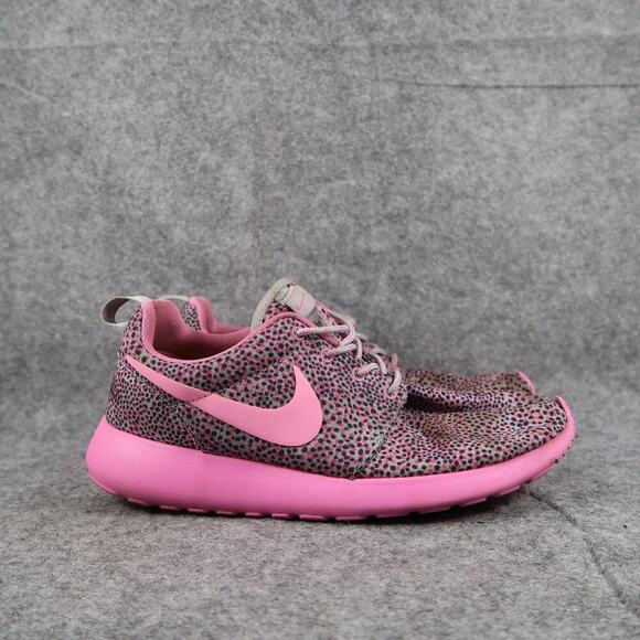 Nike Shoes Womens 7.5 Athletic Trainers Roshe Run Sneaker Casual Lifestyle Pink - Picture 1 of 12